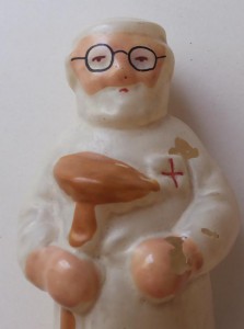 Ёлочная игрушка Доктор Айболит. 50-е.