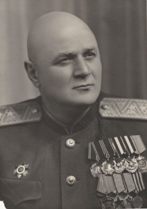 ★ Две фотографии Комиссара НКГБ (НКВД) 3 ранга Топуридзе ★