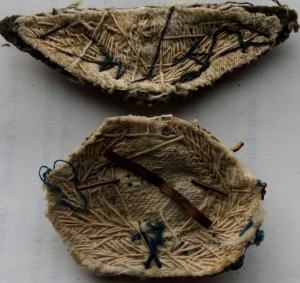 Кокарда на головной убор лётчика шитая времён ВОВ.