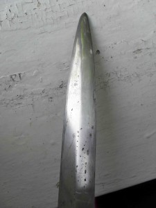 Кинжал.