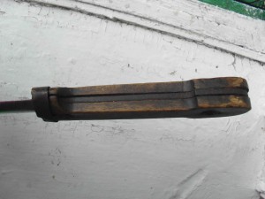 Кинжал.