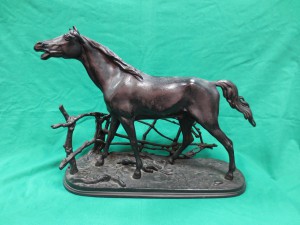 "Конь у изгороди". Касли. 1948 г.