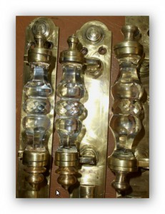 Продам красивые ручки с граненым стеклом 19 век.