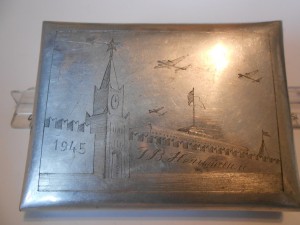 портсигар АГИТАЦИОННЫЙ _ 1945 г.__КРЕМЛЬ__ Именной!____3000р