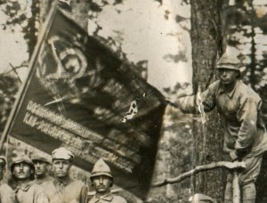 7-я стрелковая дивизия. г. Батурин. 1925 г  Знамя.