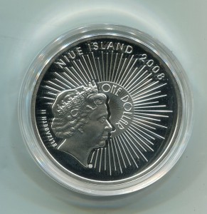 1 доллар Ниуе. Сочи. Морской порт.