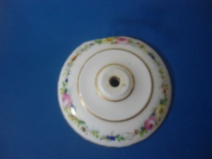 Старинный фарфоровый подсвечник    MEISSEN