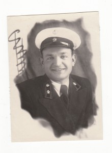 Необычная кокарда, возможно авиация