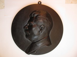 Барельеф Сталин. Касли 1939 год.