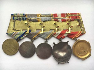 Комплект на офицера госбезопасности :Орден Ленина,БКЗ,Кавказ