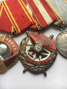 Комплект на офицера госбезопасности :Орден Ленина,БКЗ,Кавказ