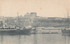 Панорамный вид Одесского порта из 4-х открыток.