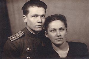 Гвардии майор,танкист,кавалер ордена Суворова.13.12.1946 г.