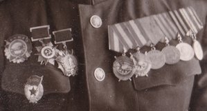 Два фото подп.артиллериста - кавалера боевых орденов (2).