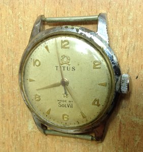 Часы Titus
