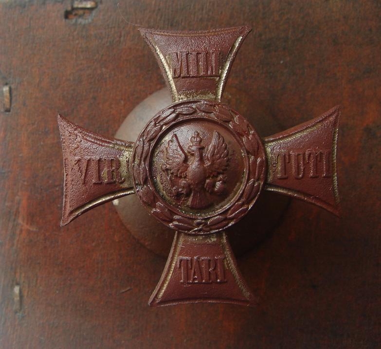 Знак 6 гренадерского таврического полка