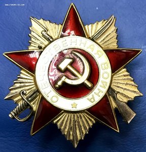Куча серебряных наград.