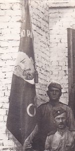 Офицеры и бойцы 2-го бат. 340-го полка. 7 мая 1945 года.