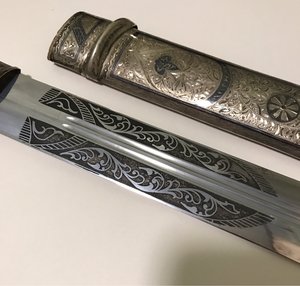 кинжал серебро