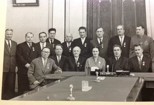 Вручение орденов в Кремле Брежнев и др известные личности