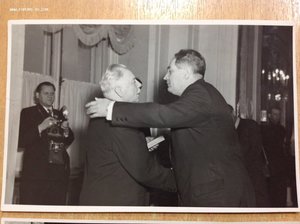 Вручение орденов в Кремле Брежнев и др известные личности