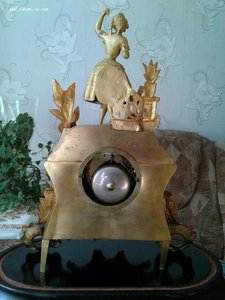 Каминные часы ,позалоченые. Франция.