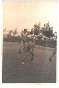 13 фото Космонавтов.