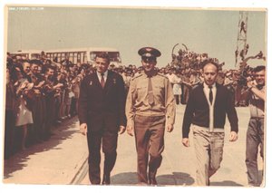 13 фото Космонавтов.