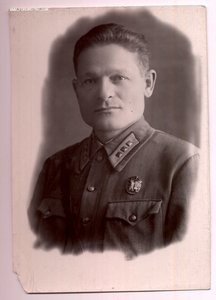 Младший лейтенант милиции с винтовым Знаком Почета 1937-41г.