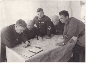Ген.лейт.Н.Ф.Ватутин,ген.лейт.П.А.Курочкин и др. Фев.1942 г.