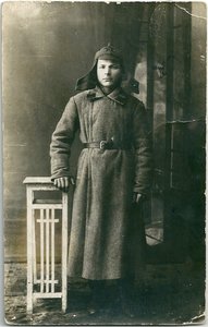 Красноармейцы в буденовках