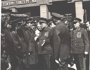 Маршалы 3 фото