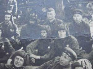 Танкисты с наградами у танков в ВОВ.-интересная.