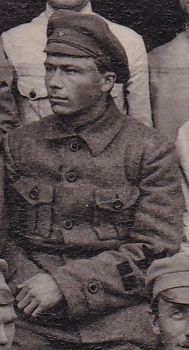 Группа бойцов и краскомов. ГВ. Нарукавные знаки,звёзды.