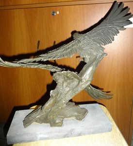 Два орла, бронза, Япония