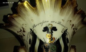 Фарфор. Пруссия. 19 век. Родовой герб. На определение.