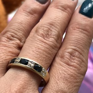 Красивое колечко сапфиры и бриллианты..золото