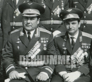 Отряд космонавтов. 1978 год. 12 автографов.