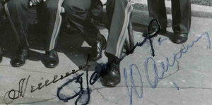 Отряд космонавтов. 1978 год. 12 автографов.