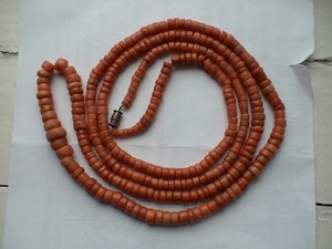 Коралловые бусы. Шлифовка.