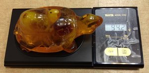 Черепаха из янтаря