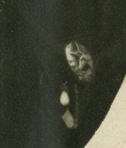 Фото с редким знаком 4