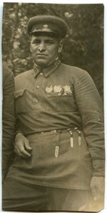 НКВДшник, РЭФ, 2 редких знака