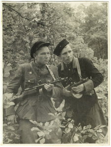 Партизаны. ГСС, Дети, Трофейное Оружие. 8 фото.