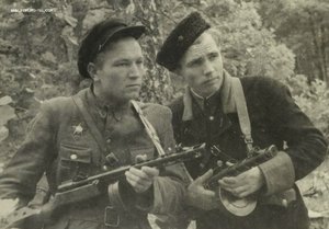 Партизаны. ГСС, Дети, Трофейное Оружие. 8 фото.