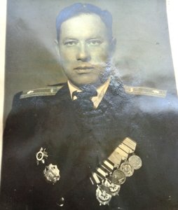 Фото с орденами Невского и Кутузова.