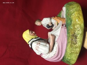 Крестьянка отбеливает белье. Дмитровски з-д. «Вербилки»