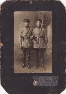 Два бойца РККА. Знаки. 1920-е годы.