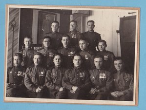 Группа артиллеристов. Погонная шифровка "247 Г"..(?)...