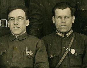 Фотографии Милиционера с Редким Знаком, 4 шт.